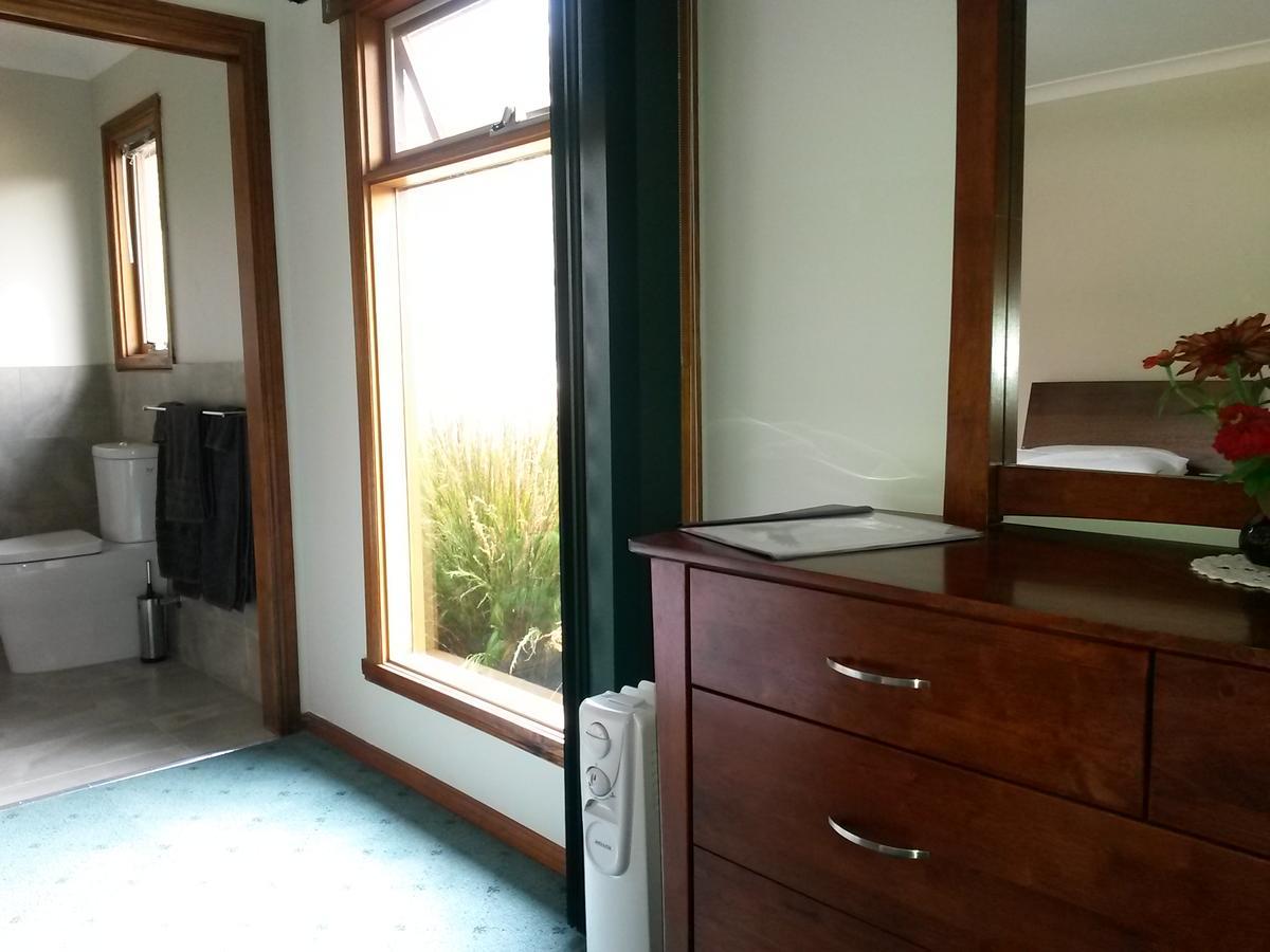 Eagle'S Roost Farmstay B&B Rocky Cape Экстерьер фото